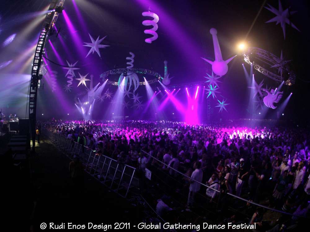 39_Rudi_Enos_Design_Worlds_Largest_Global_Gathering_08.jpg